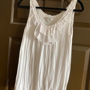 CAbi Soft White Ruffle Bubble Top Medium #412 EUC